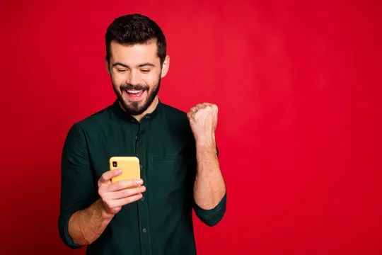 3345迅盈彩票 APP 界面